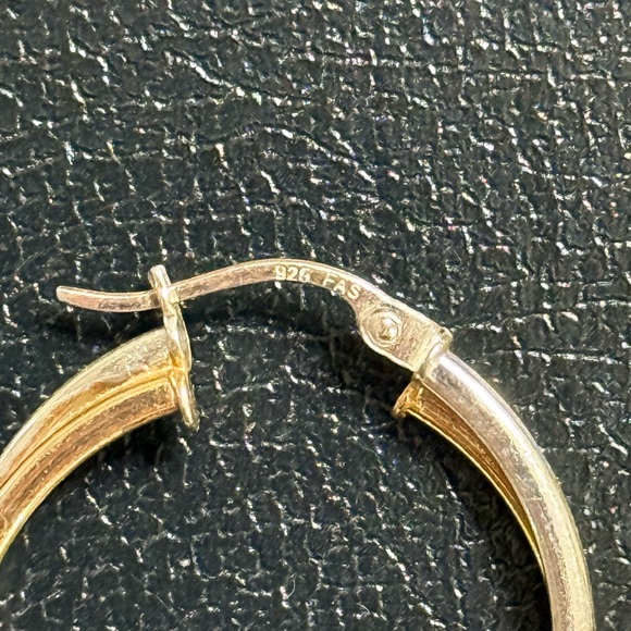 Sterling Silver 2 Tone Double Hoop Earrings Stamped 925 - Picture 6 of 8